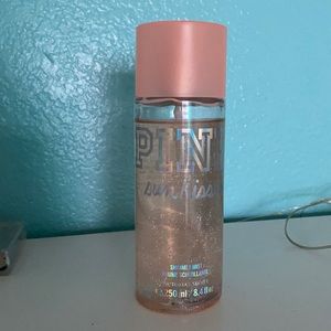 VS PINK sun kissed spray